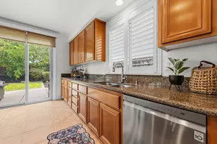 416 Bonicelli Ct, Roseville, CA 95747 - Photo 14