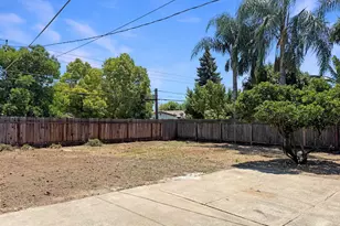 5351 Bonniemae Way, Sacramento, CA 95820 - Photo 24