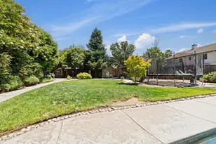 1414 Hazelnut Way, Manteca, CA 95337 - Photo 30