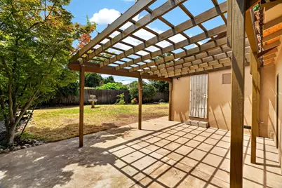 1126 Lakehome Drive, Lodi, CA 95242 - Photo 14