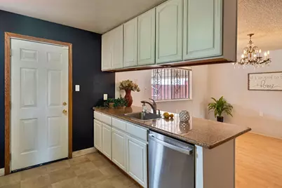 2300 66th Avenue, Sacramento, CA 95822 - Photo 8