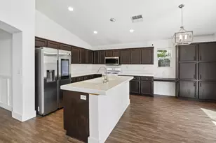 10064 Oglethorpe Way, Elk Grove, CA 95624 - Photo 16