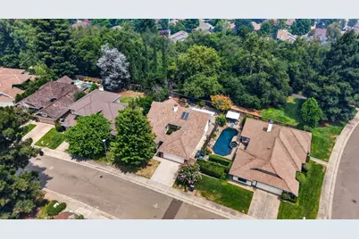 11557 Bear Valley Court, Gold River, CA 95670 - Photo 50