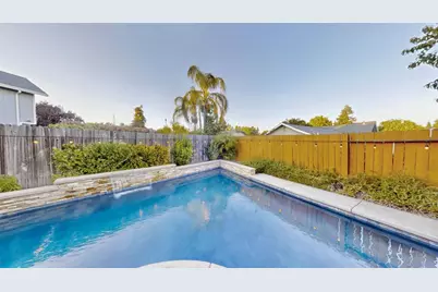 8006 Hamric Court, Antelope, CA 95843 - Photo 6