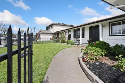 8734 Hermosa Court, Stockton, CA 95210 - Photo 4