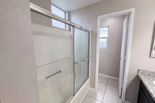 6310 Laguna Mirage Ln, Elk Grove, CA 95758 - Photo 26