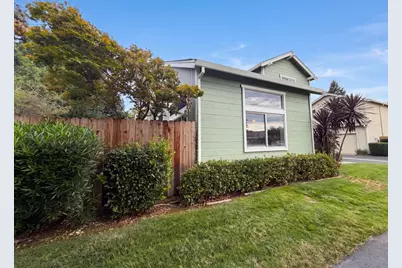 6310 Laguna Mirage Lane, Elk Grove, CA 95758 - Photo 30
