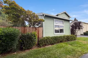 6310 Laguna Mirage Ln, Elk Grove, CA 95758 - Photo 30