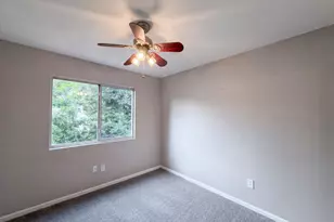 6310 Laguna Mirage Ln, Elk Grove, CA 95758 - Photo 4