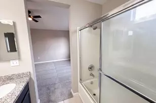 6310 Laguna Mirage Ln, Elk Grove, CA 95758 - Photo 28
