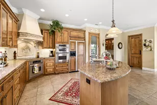 10638 Birch Ranch Dr, Sacramento, CA 95830 - Photo 6
