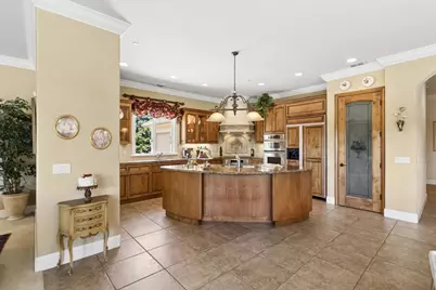 10638 Birch Ranch Drive, Sacramento, CA 95830 - Photo 34