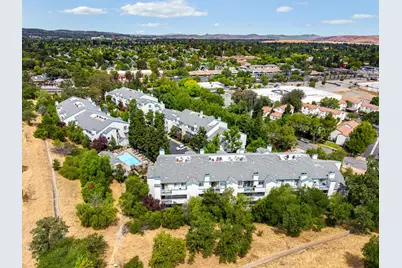 1450 Bel Air Drive #102, Concord, CA 94521 - Photo 32