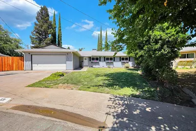 571 Laurel Drive, Yuba City, CA 95991 - Photo 2