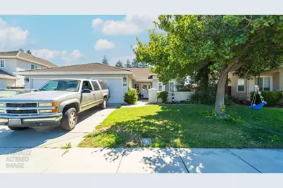 1582 Queensland Avenue, Manteca, CA 95337 - Photo 2