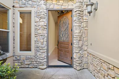 8095 Village Estates Lane, Fair Oaks, CA 95628 - Photo 10