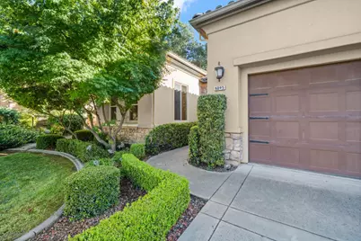 8095 Village Estates Lane, Fair Oaks, CA 95628 - Photo 8