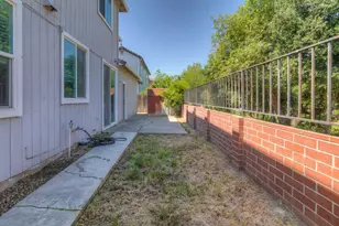 6871 Newport Cove Way, Sacramento, CA 95823 - Photo 22