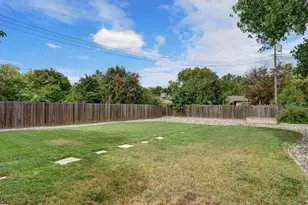 3726 58th St, Sacramento, CA 95820 - Photo 42