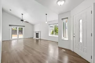 7 Windbrook Ct, Sacramento, CA 95823 - Photo 6