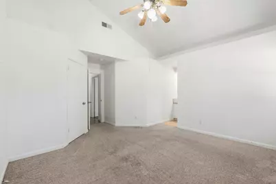 7 Windbrook Court, Sacramento, CA 95823 - Photo 18