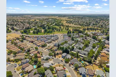 7 Windbrook Court, Sacramento, CA 95823 - Photo 36