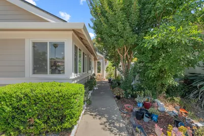 7 Windbrook Court, Sacramento, CA 95823 - Photo 4
