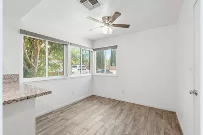 7 Windbrook Court, Sacramento, CA 95823 - Photo 12