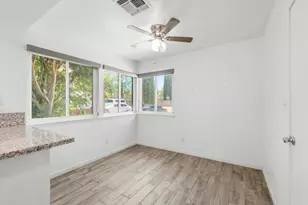 7 Windbrook Ct, Sacramento, CA 95823 - Photo 12