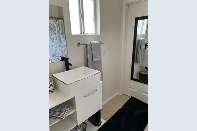 3059 Crandall Avenue, Sacramento, CA 95815 - Photo 20