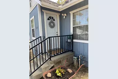 3059 Crandall Avenue, Sacramento, CA 95815 - Photo 6