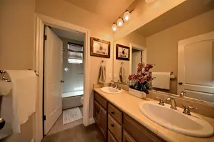 9025 Kern Ave, Gilroy, CA 95020 - Photo 52