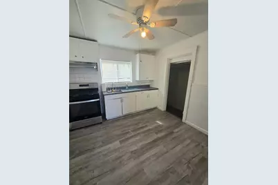 1221 Center Lane, Los Banos, CA 93635 - Photo 6