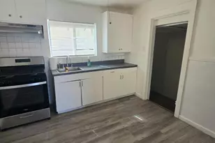 1221 Center Ln, Los Banos, CA 93635 - Photo 6