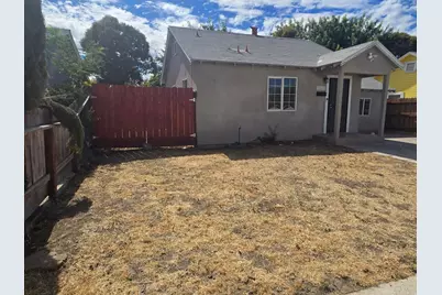 1221 Center Lane, Los Banos, CA 93635 - Photo 18