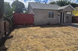 1221 Center Ln, Los Banos, CA 93635 - Photo 18