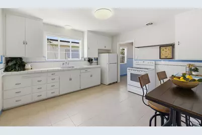 4916 13th Avenue, Sacramento, CA 95820 - Photo 14