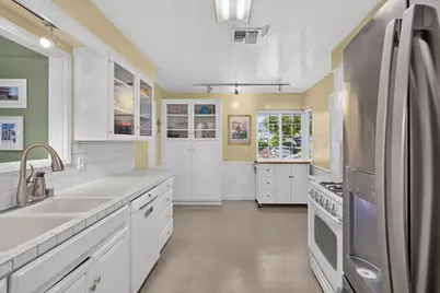 3717 Jo Ann Drive, Sacramento, CA 95821 - Photo 10