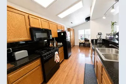 1552 Alicia Drive, Yuba City, CA 95993 - Photo 8