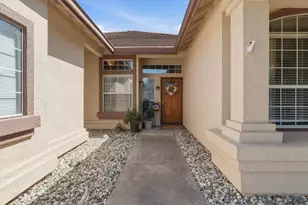 4900 Eagle Peak Ct, Antelope, CA 95843 - Photo 2