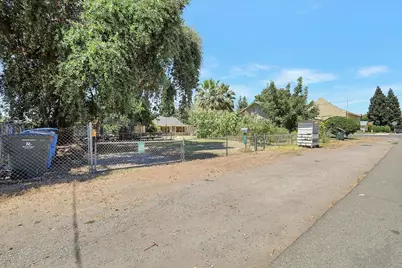 9834 N Street, Live Oak, CA 95953 - Photo 4