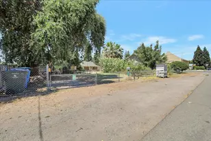 9834 N St, Live Oak, CA 95953 - Photo 4