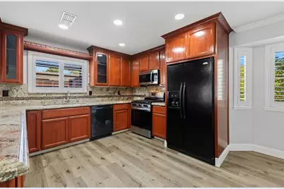 913 Chalone Drive, Modesto, CA 95358 - Photo 24
