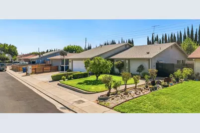 913 Chalone Drive, Modesto, CA 95358 - Photo 36