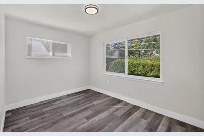 1649 Robin Hood Court, Sacramento, CA 95815 - Photo 18