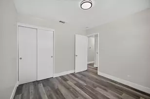 1649 Robin Hood Ct, Sacramento, CA 95815 - Photo 26