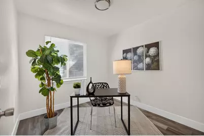 1649 Robin Hood Court, Sacramento, CA 95815 - Photo 20