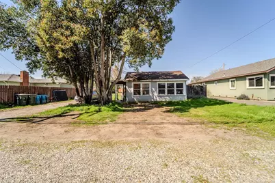 285 S Barrett, Yuba City, CA 95991 - Photo 1