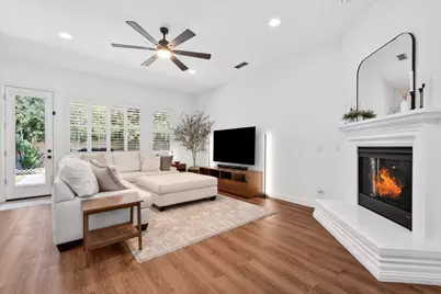9001 Virginia Fife Way, Elk Grove, CA 95624 - Photo 8