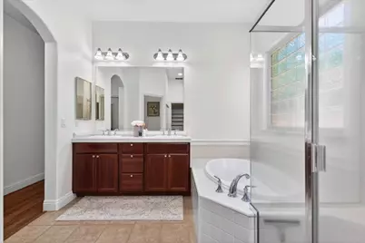 9001 Virginia Fife Way, Elk Grove, CA 95624 - Photo 20